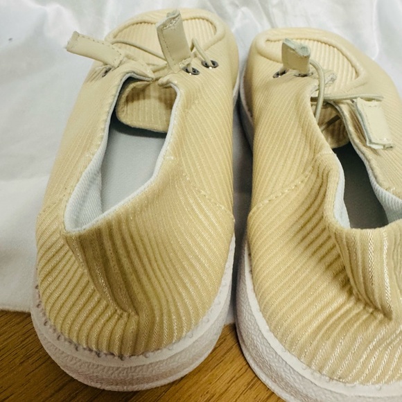 Beige Casual Lace-Up Shoes - Picture 5 of 7